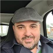 commercialista impartisce lezioni di economia aziendale e ragioneria